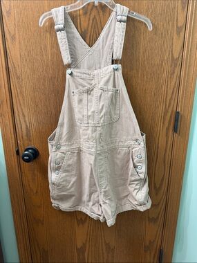 Old Navy Beige/Pale Pink Short Overalls size Large